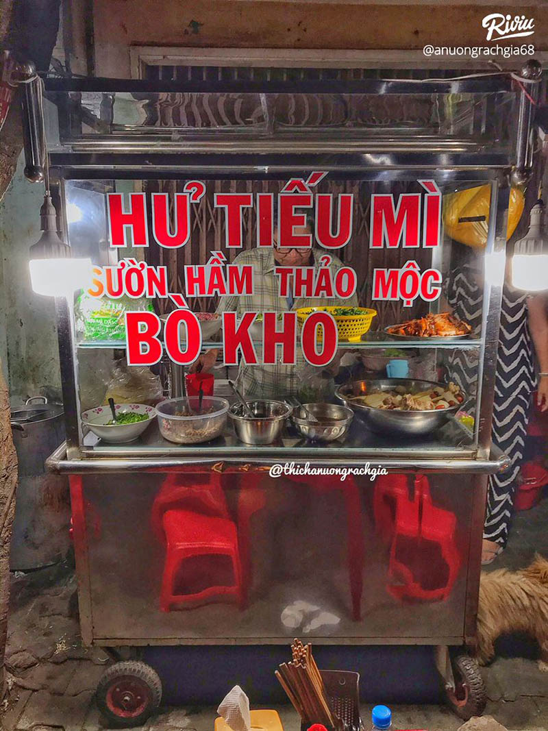 Hủ tiếu sườn hầm thảo mộc, quán ngon bình dân tại Kiên Giang 2