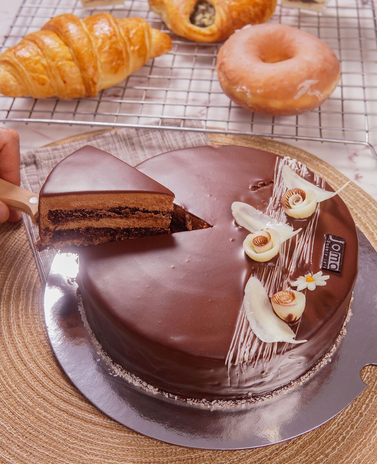 Joma Bakery Cafe - Thiên đường cà phê và bánh ngọt 13