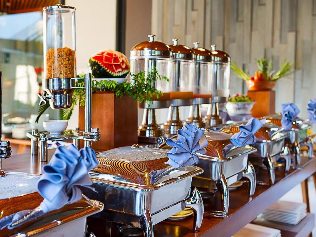 Many different dishes serve to every need of diners