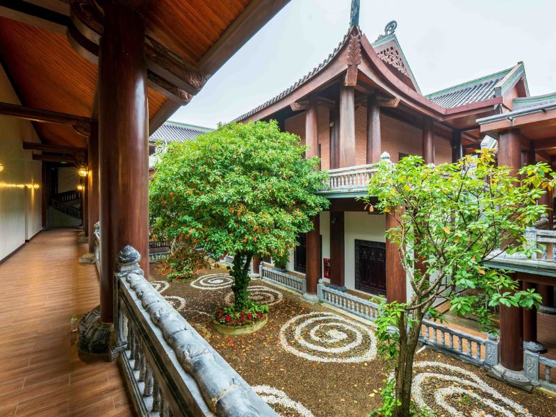 Khách sạn Bái Đính, nơi ôm trọn vẻ đẹp hùng vĩ của Ninh Bình 2