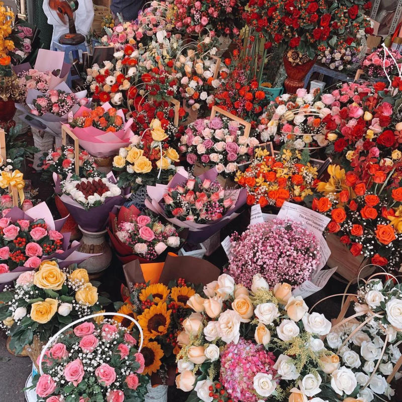 Khám phá chợ Hồ Thị Kỷ, khu chợ hoa nhộn nhịp về đêm 4