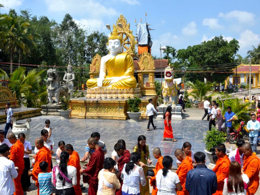 Khám phá Chùa Kà Ốt với lối kiến trúc Phật giáo Nam tông đặc sắc 5