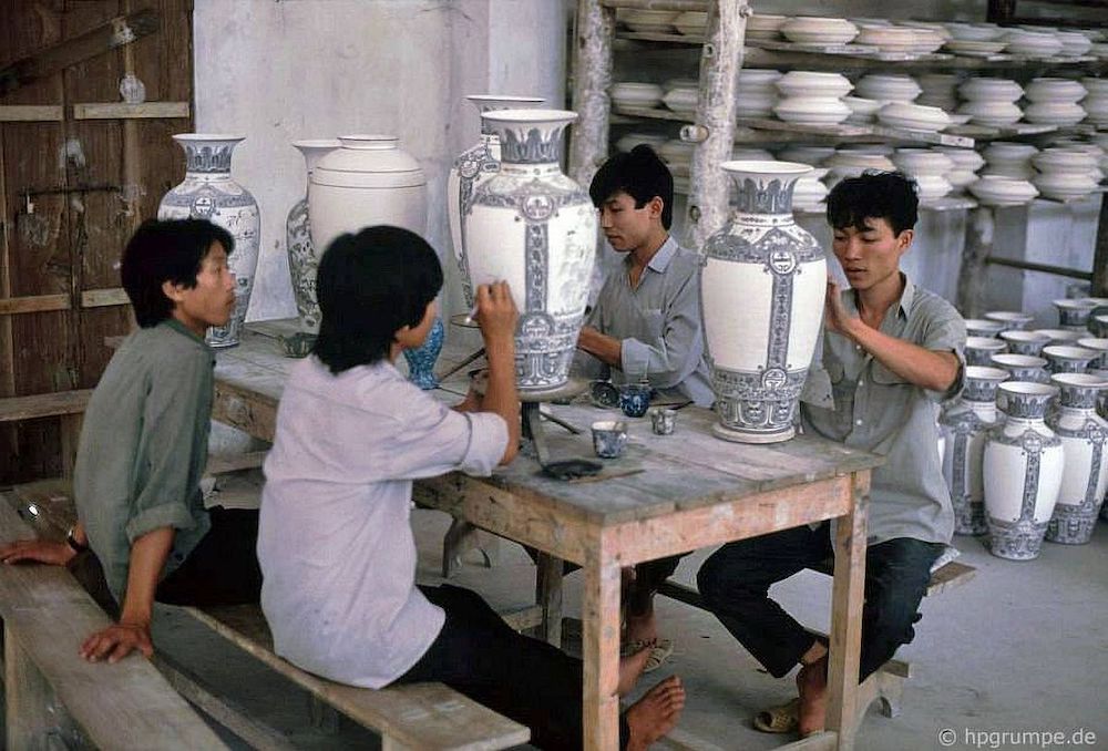 Khám phá huỷ xã gốm Biên Hòa trăm năm tuổi tác  Cục Công Thương địa phương