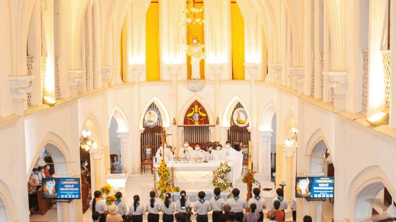 Khám phá Nhà thờ Rạch Giá, điểm đến tôn giáo nổi tiếng Kiên Giang 5