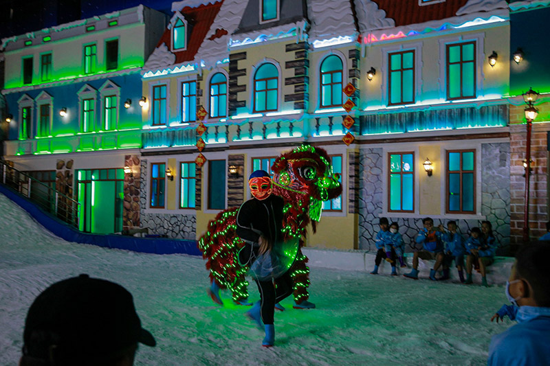 Khu vui chơi tuyết Snow Town Sài Gòn, thiên đường tuyết giữa lòng thành phố 6
