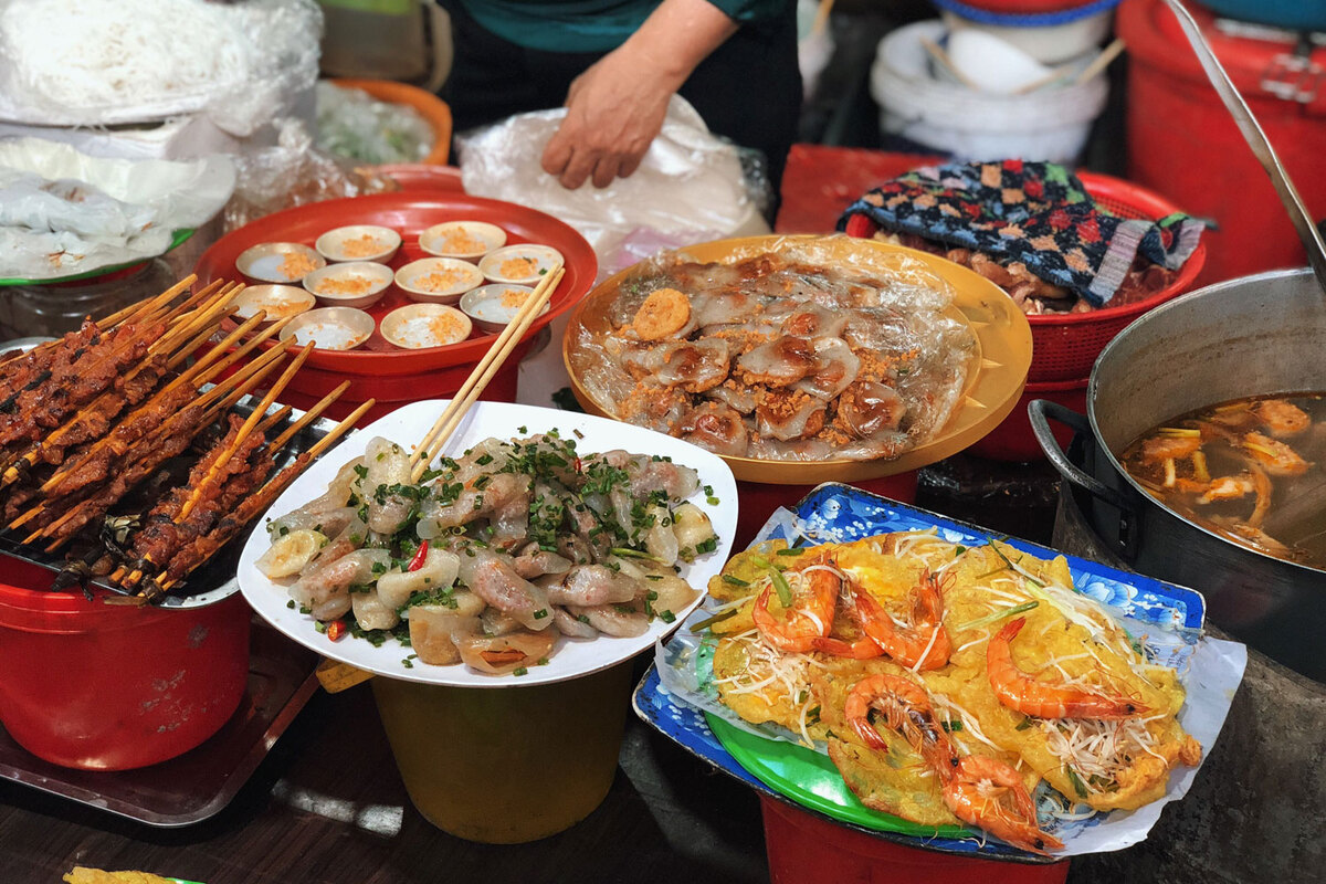 Kinh nghiệm đi chợ Đông Ba - Ăn ngon, mua sắm rẻ