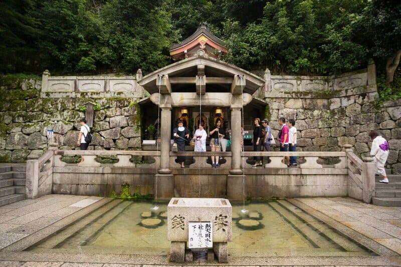 Đền Kiyomizudera, tuyệt tác kiến trúc tồn tại theo thời gian 8