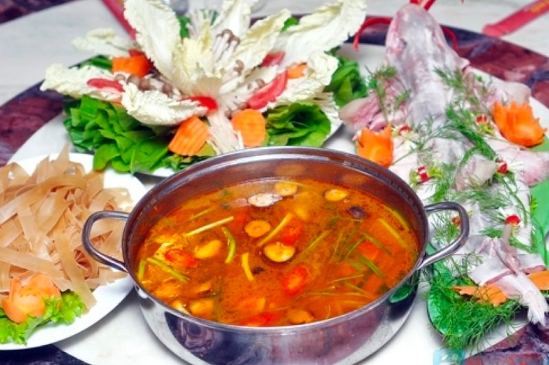 Lẩu chua sả nghệ cá nhám giàu, tinh hoa ẩm thực Tây Nam Bộ 2