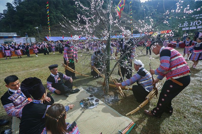 Lễ hội Gầu Tào với nét đẹp đậm đà bản sắc dân tộc người Mông 2