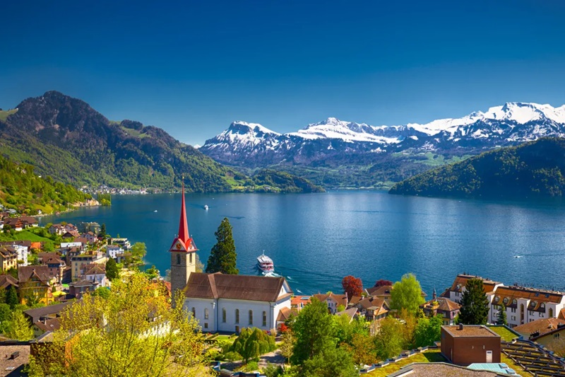 Lucerne mộng mơ bên dãy núi Alps tại Thụy Sĩ 11