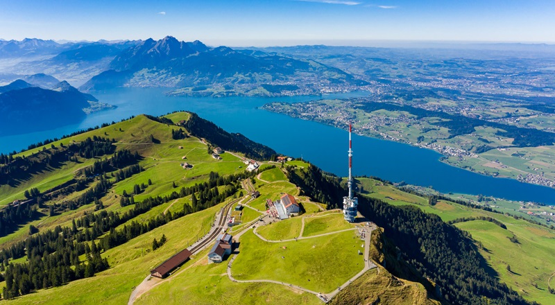 Lucerne mộng mơ bên dãy núi Alps tại Thụy Sĩ 12