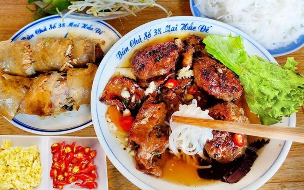 Mách bạn top 10 quán bún chả Hà Nội ngon trứ danh đất Hà Thành 10