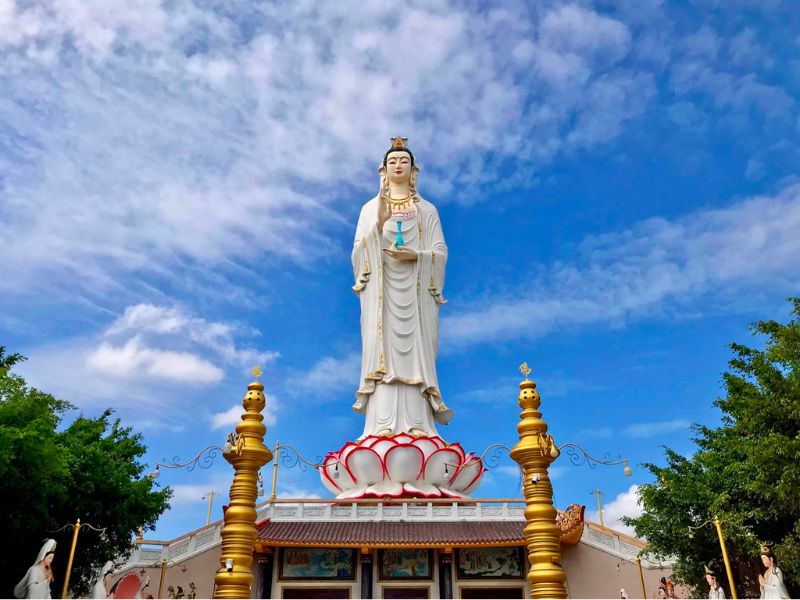 Chiêm bái tượng Mẹ Đông Hải linh thiêng tại chùa Hưng Thiện 6