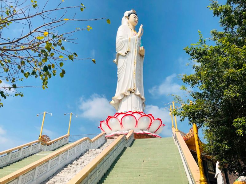 Chiêm bái tượng Mẹ Đông Hải linh thiêng tại chùa Hưng Thiện 8