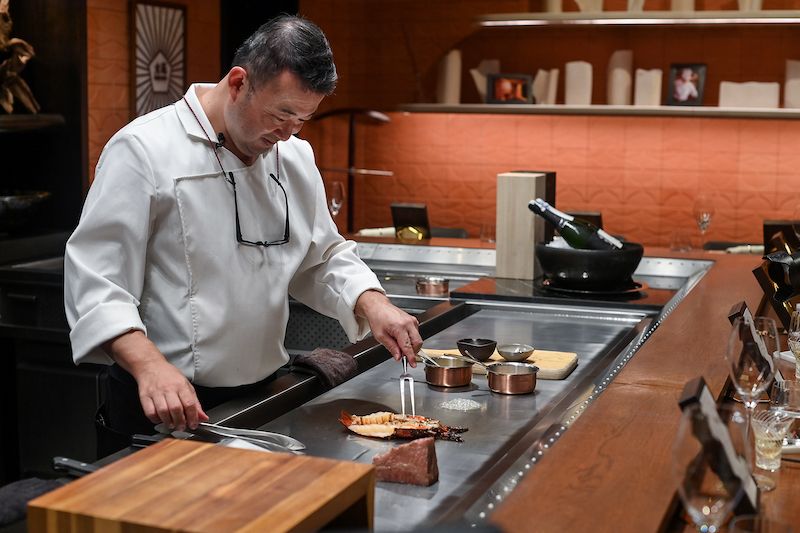 Đến Nhà hàng Hibana by Koki, trải nghiệm ẩm thực bàn đá Nhật Bản 8