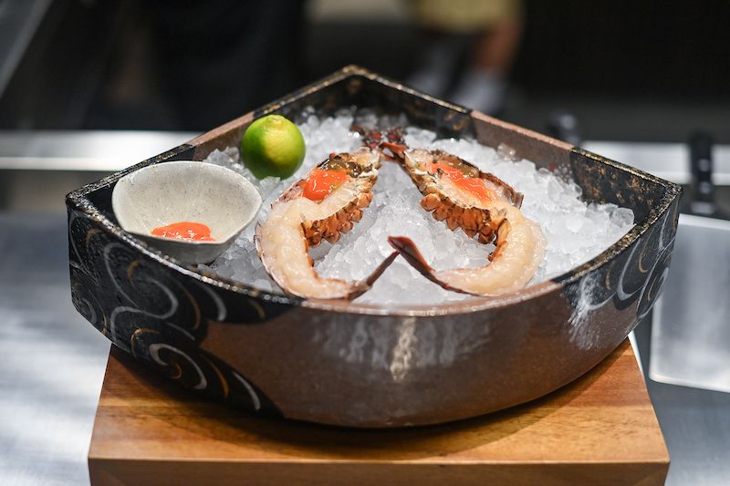 Đến Nhà hàng Hibana by Koki, trải nghiệm ẩm thực bàn đá Nhật Bản 6