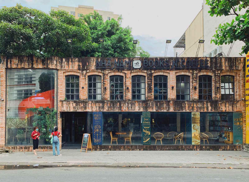 Nhã Nam Books N Coffee, cà phê sách yên ả giữa lòng Sài Gòn 2