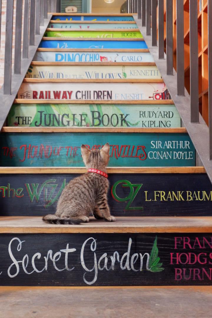 Nhã Nam Books N Coffee, cà phê sách yên ả giữa lòng Sài Gòn 8
