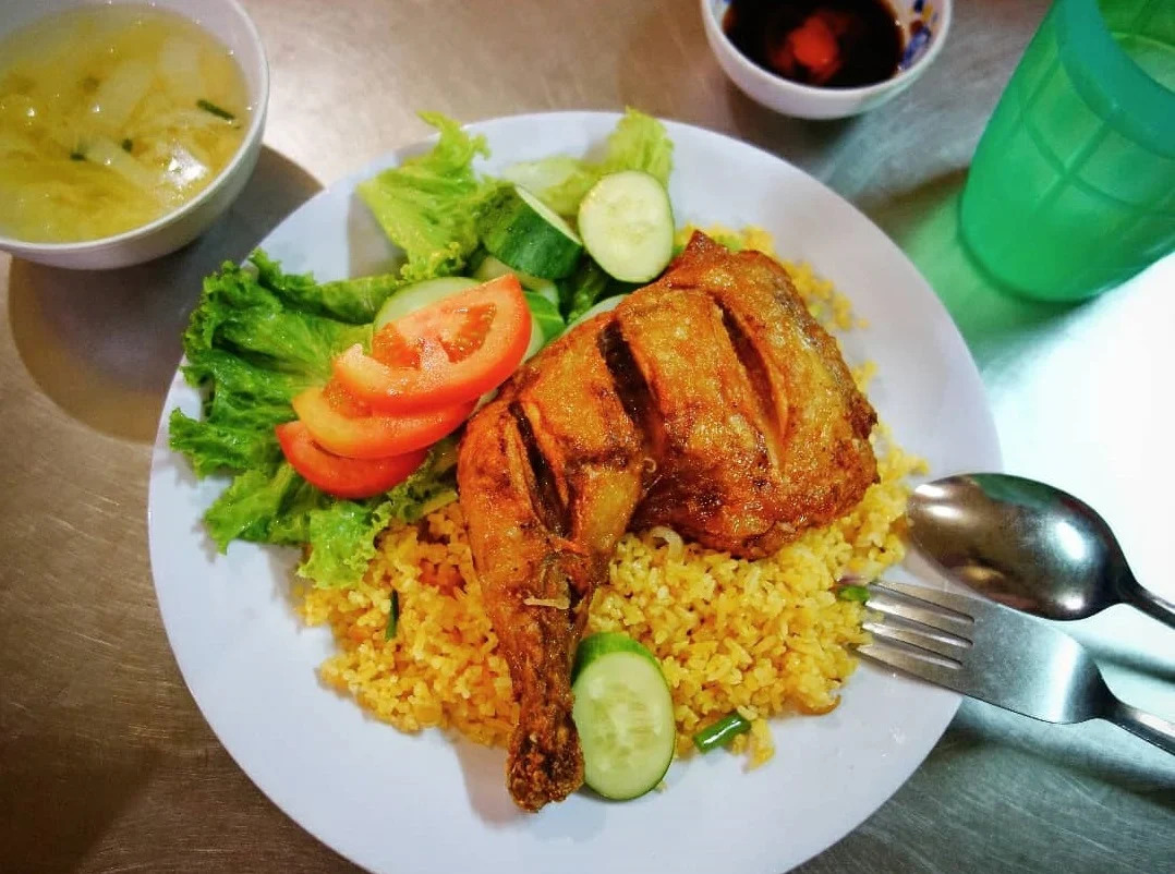 Nhanh tay bỏ túi top 5 quán cơm gà Phan Thiết siêu hấp dẫn 5
