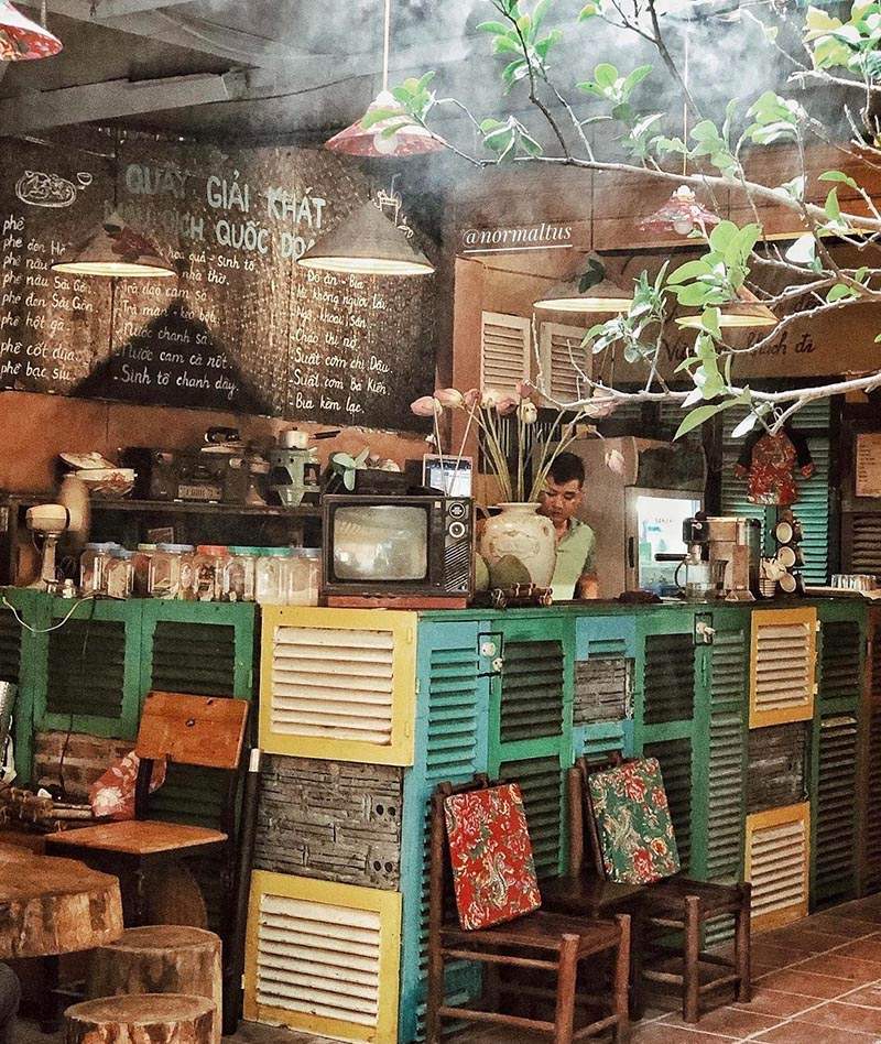 Những tiệm cà phê bao cấp ở Hà Nội với không gian miên man hoài cổ 8