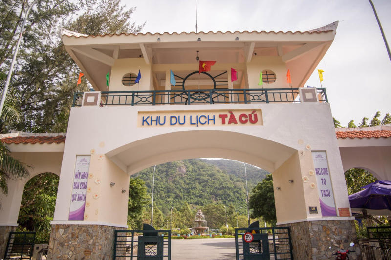 Núi Tà Cú, địa điểm du lịch tâm linh cực hot tại Bình Thuận 4