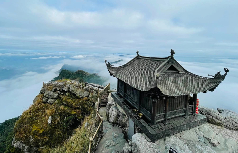Núi Yên Tử, chốn thiêng ngự nơi Đông Bắc tổ quốc 2