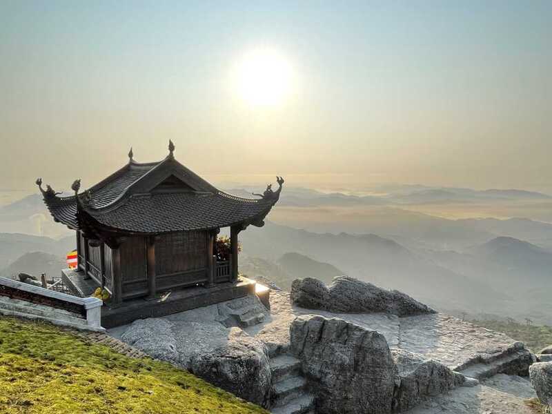 Núi Yên Tử, chốn thiêng ngự nơi Đông Bắc tổ quốc 8