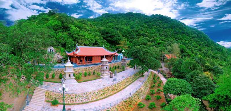 Núi Yên Tử, chốn thiêng ngự nơi Đông Bắc tổ quốc 9