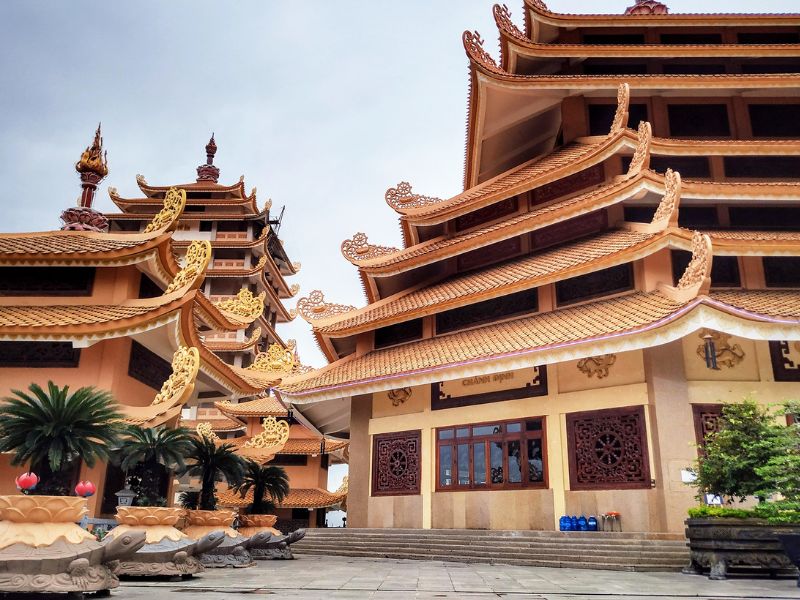 Pháp viện Minh Đăng Quang - Ngôi chùa thiêng giữa lòng Sài Gòn 5