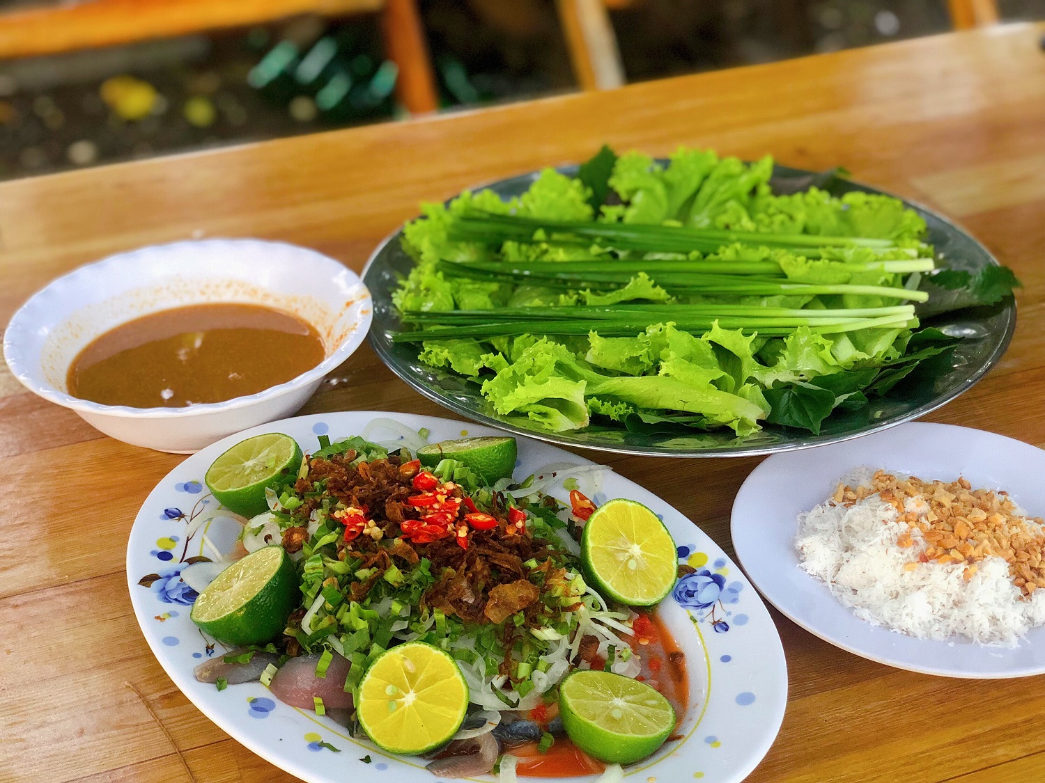 Quán Việt Phú Quốc - Dấu ấn ẩm thực từ đặc sản gỏi cá trích
