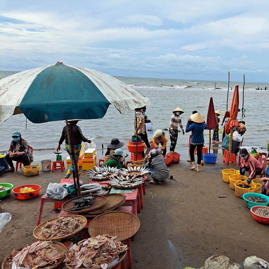 Review đi biển Thạnh Phú ăn hải sản ngon, rẻ cùng cô bạn Huyền Nhi 8