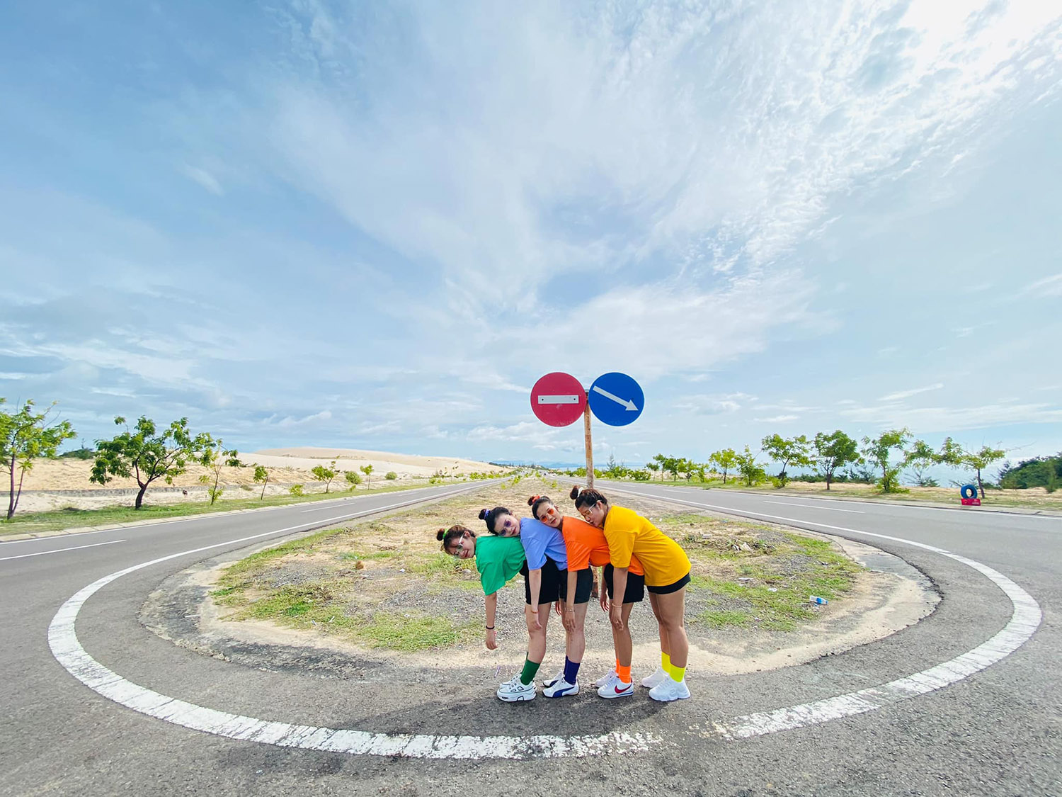 Review du lịch Phan Thiết qua bộ ảnh độc lạ của nhóm 4 cô bạn thân 5