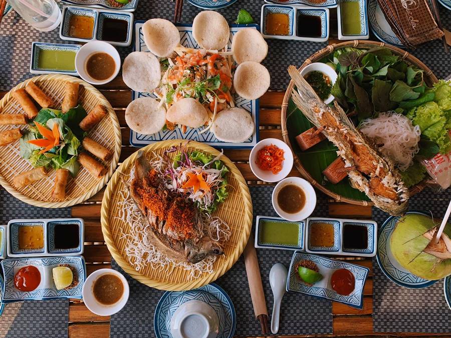 Review Quê Dừa Làng ẩm thực sinh thái với lối thiết kế độc đáo 5