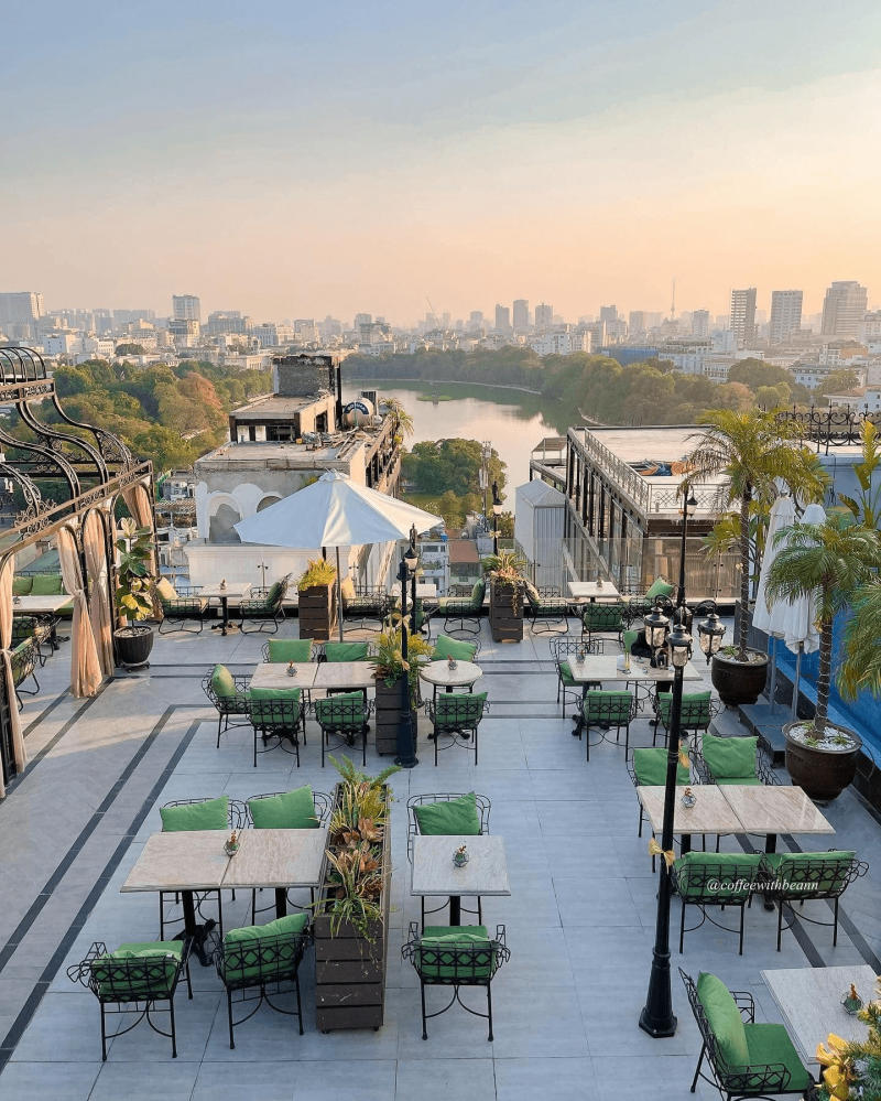 Top 10 Rooftop bar Hanoi sở hữu view săn ảnh cực chất 9
