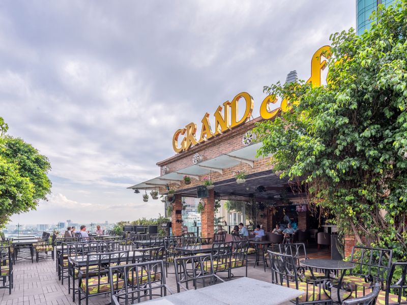 Top 15 quán rooftop Quận 1 cực chill với view bao đẹp 2