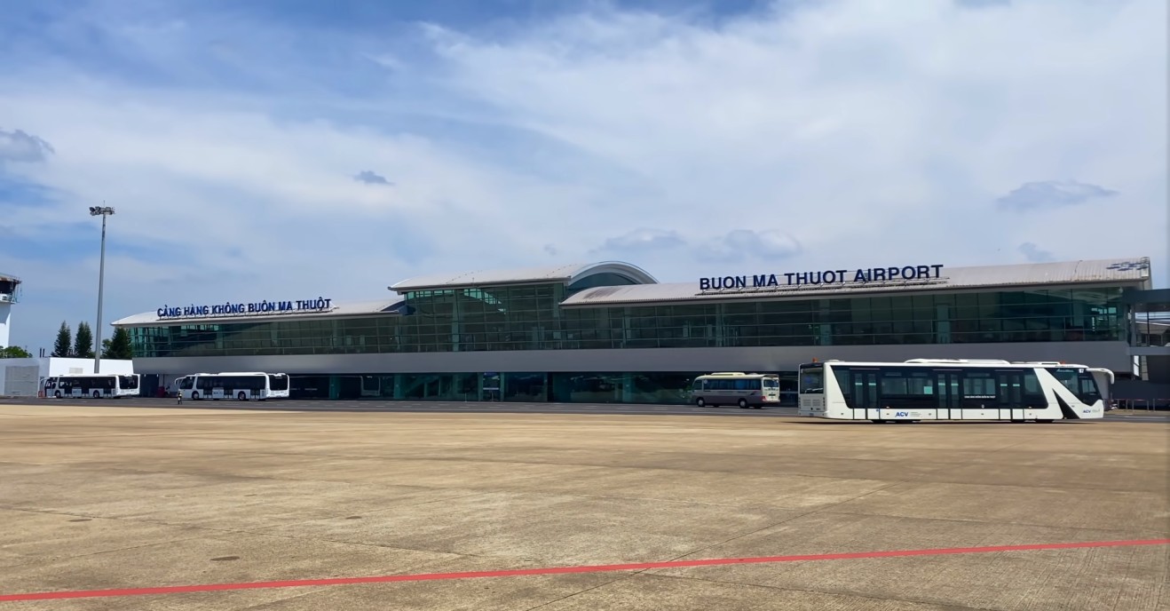 Sân bay Buôn Ma Thuột: thông tin, hướng dẫn di chuyển và lưu ý 2