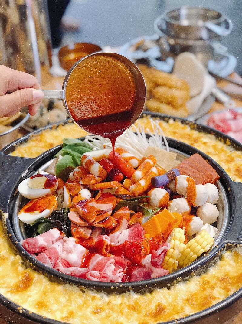Đến Spicy Box trải nghiệm lẩu buffet tokbokki Hàn Quốc ngon quên lối về 6