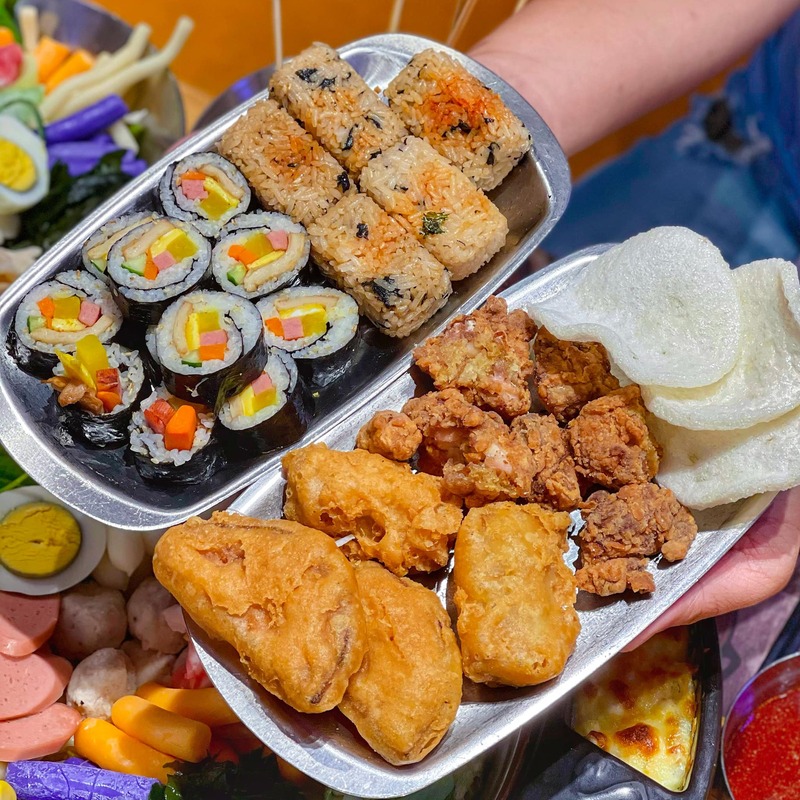Đến Spicy Box trải nghiệm lẩu buffet tokbokki Hàn Quốc ngon quên lối về 8