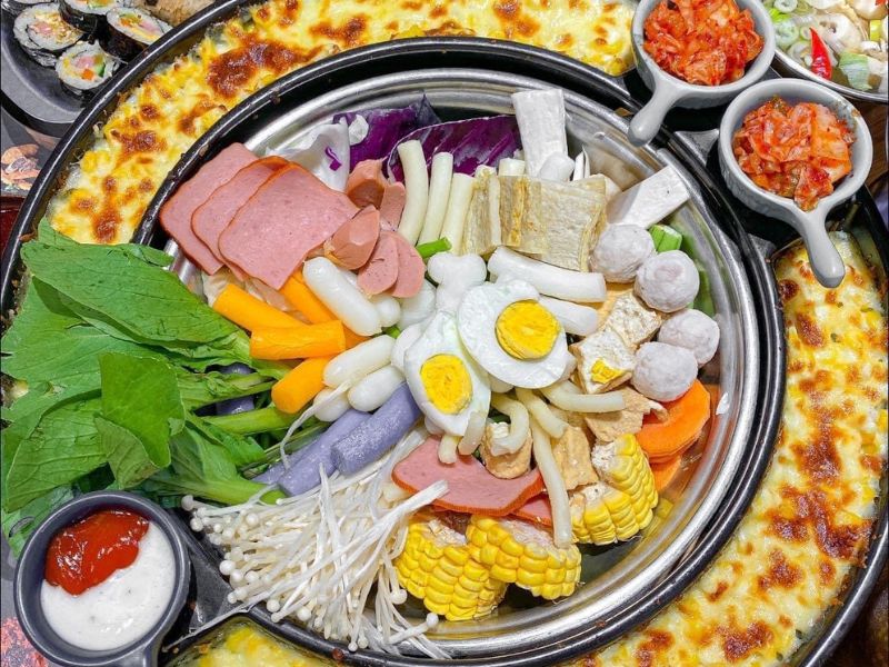 Ăn sập quán với 5+ địa điểm Buffet Tokbokki cực ngon tại Sài Gòn 16