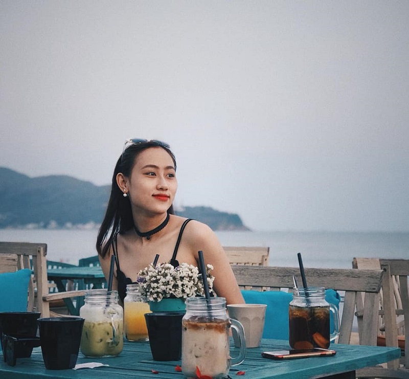 Surf Bar Quy Nhơn view biển gọi ngắm hoàng hôn tuyệt đỉnh 10
