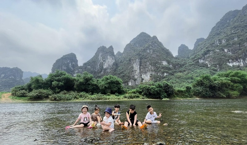 Tắm hồ Thung Nai Hòa Bình, thăm bản làng đậm văn hóa dân tộc 4