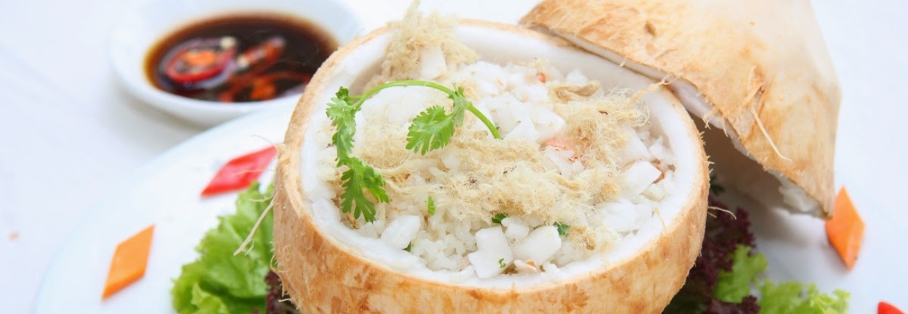 Thưởng thức cơm dừa Bến Tre, món ăn dân dã với hương vị ngon mê ly