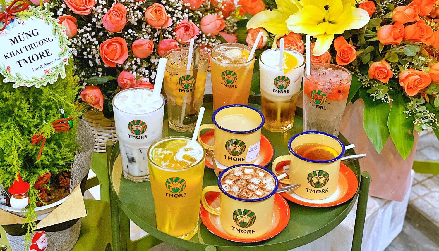 Tiệm trà chanh Tmore - Sống ảo triệu like giữa lòng thành phố Huế
