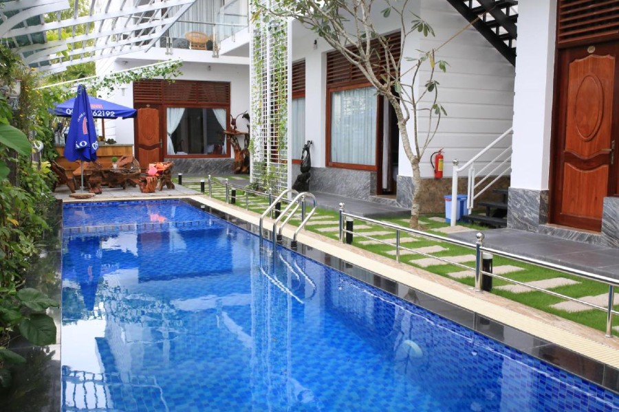 Top 10 khách sạn Phú Quốc đẹp gần trung tâm đáng lưu trú nhất 2