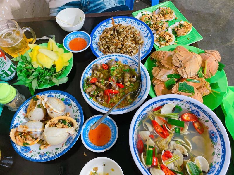 Top 10 quán, nhà hàng hải sản Quy Nhơn có hương vị hấp dẫn, giá thành phải chăng 11