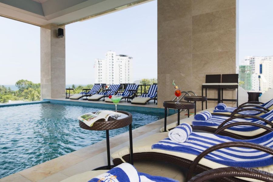 Top 4 khách sạn Nha Trang cực chill lắng đọng tâm hồn nơi thành phố biển 4