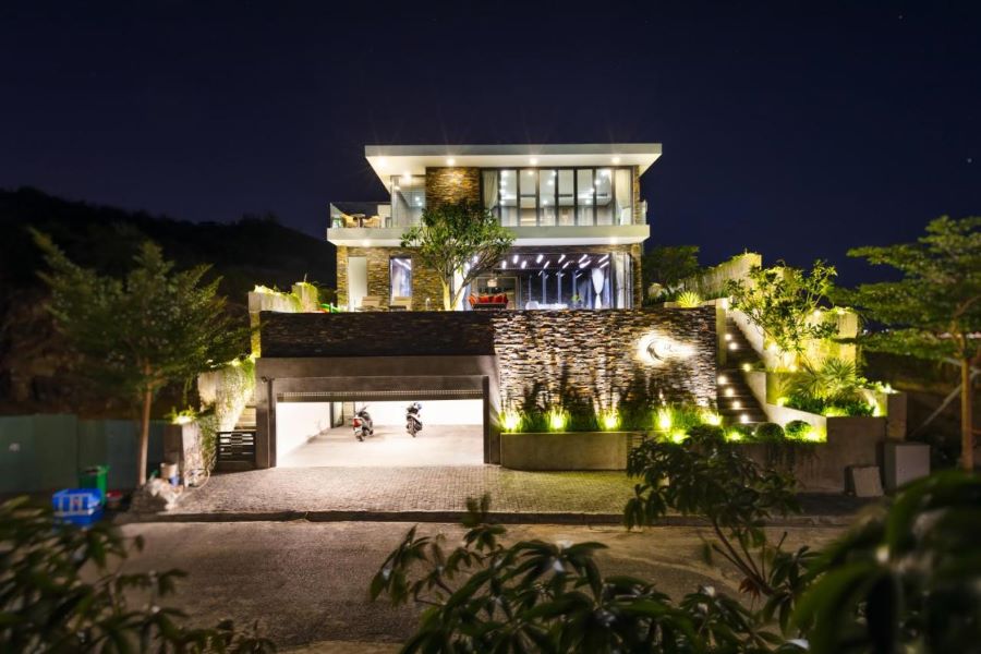 Top 4 villa Nha Trang có hồ bơi hướng về phía bãi biển xinh đẹp 3