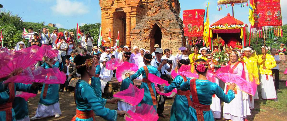 Top 5 lễ hội Ninh Thuận mang giá trị nhân văn sâu sắc