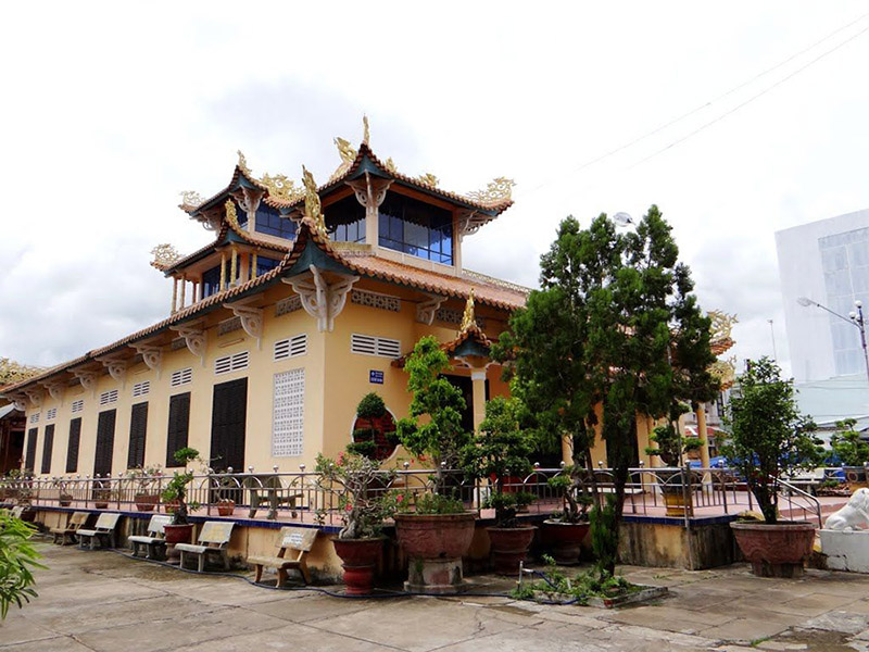 Top chùa nổi tiếng ở Bến Tre nhất định nên ghé thăm một lần 4