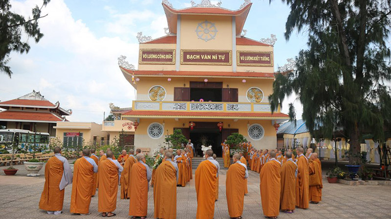Top chùa nổi tiếng ở Bến Tre nhất định nên ghé thăm một lần 7